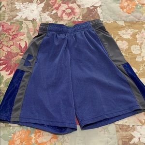 Under Armor Shorts Size Medium